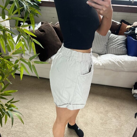 h&m shorts - Picture 3 of 4